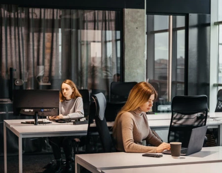 Акустика в офисе: как снизить уровень шума и повысить концентрацию сотрудников