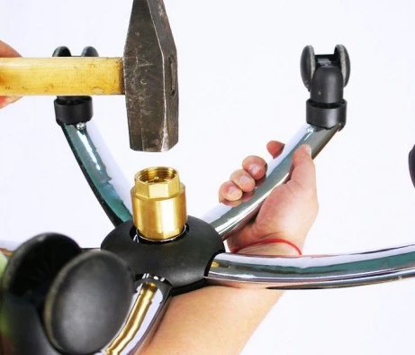 Снимаем газлифт с основания офисного кресла