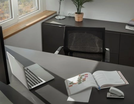 Рабочее место секретаря: комплексное руководство по организации и выбору мебели