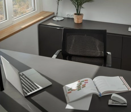 Рабочее место секретаря: комплексное руководство по организации и выбору мебели