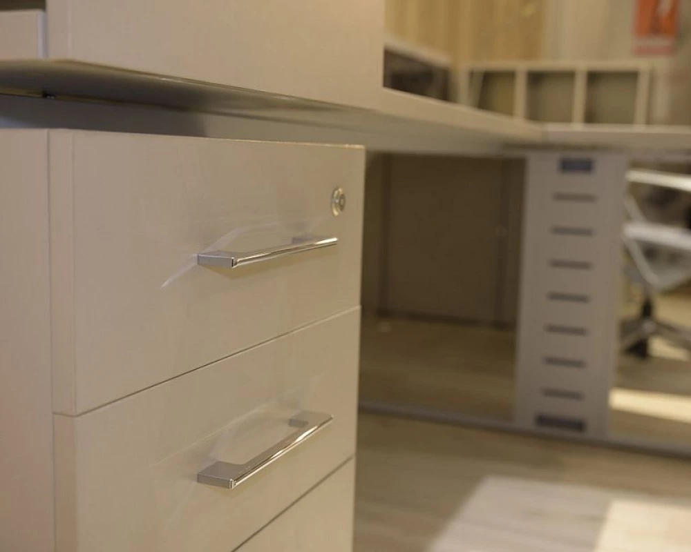 Мебель для персонала Genesis Operative