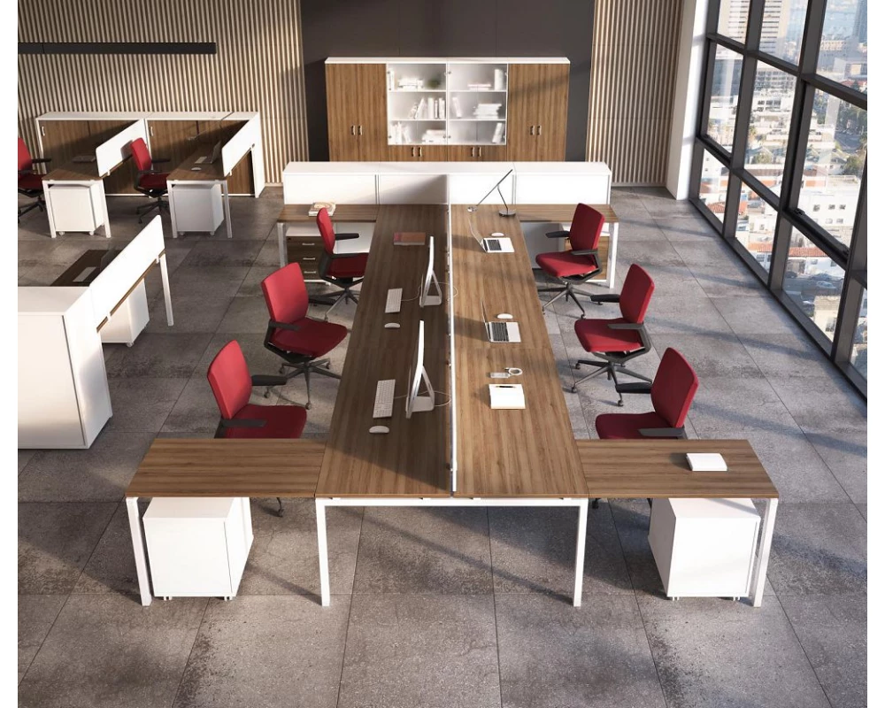 Мебель для персонала Target