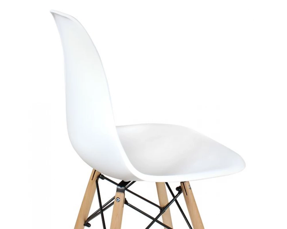 Стул дизайнерский Eames Dsw