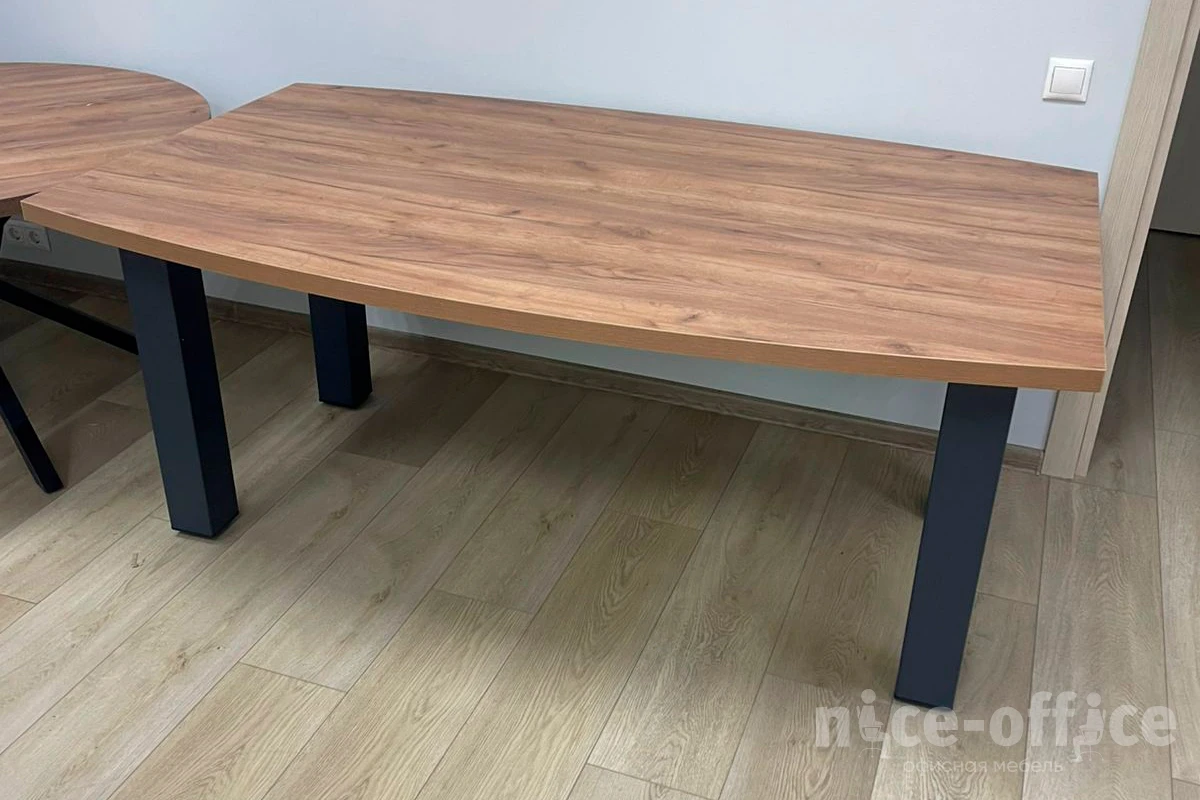 Стол переговорный 1800x1100x750 First фото в интерьере 1