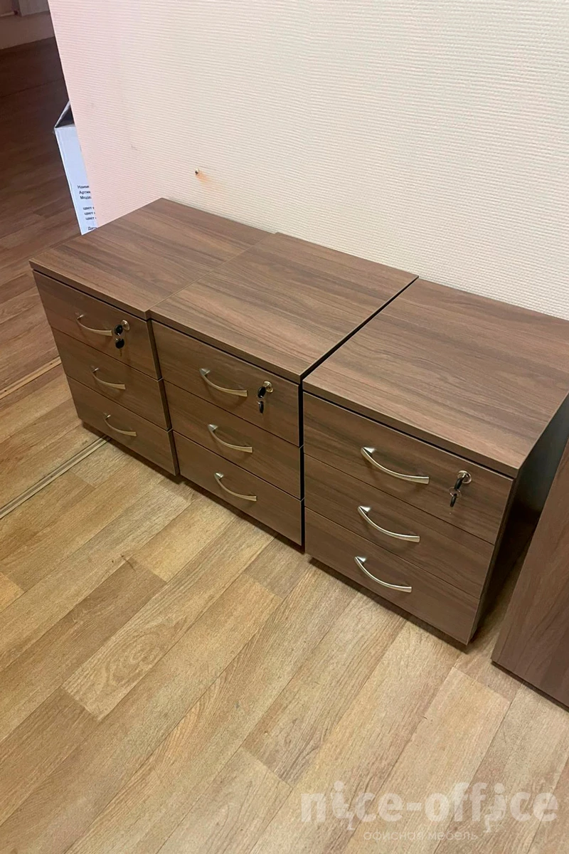 Тумба мобильная А-20 Агат фото в интерьере 1