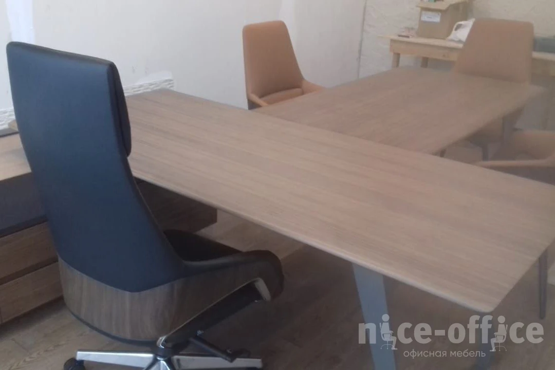 Мебель для переговорных Quartz фото в интерьере 4