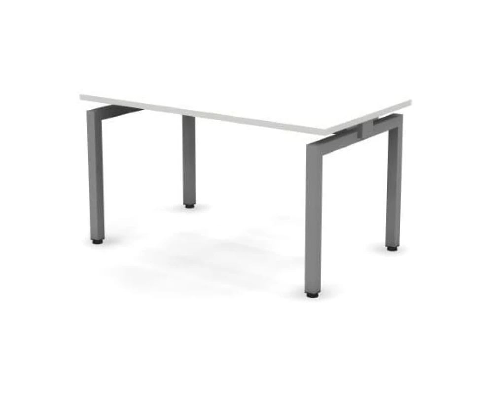 Стол рабочий металлический 138x80x74,3 Europe