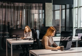 Акустика в офисе: как снизить уровень шума и повысить концентрацию сотрудников