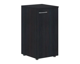 Шкаф колонка с глухой малой дверью и топом Xten images