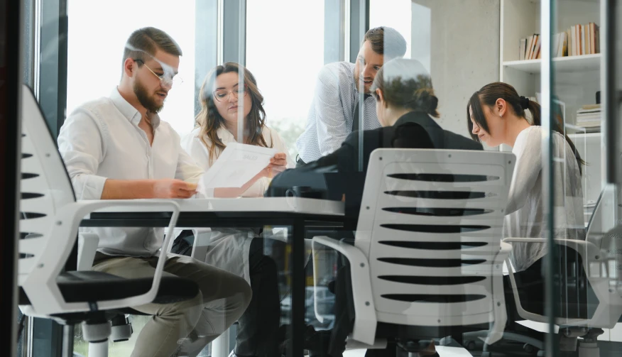 Как адаптировать офис под гибридный формат работы